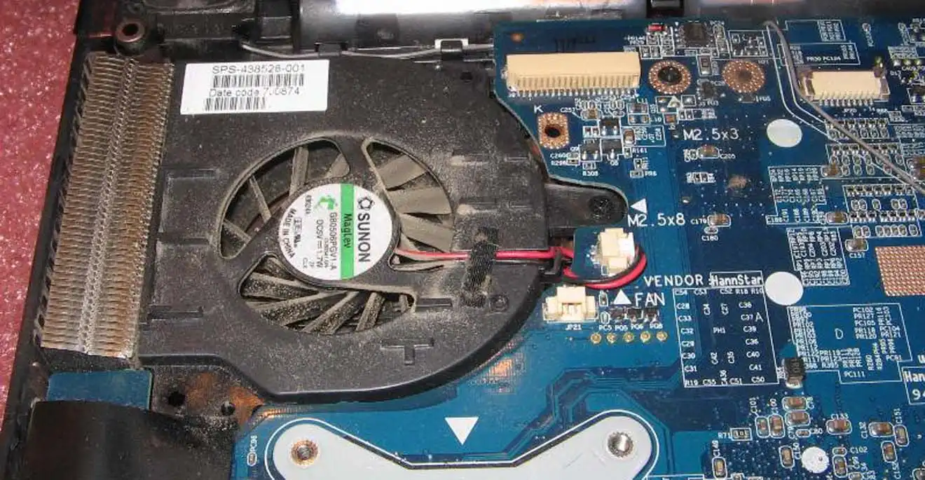 чистка ноутбука Compaq в Калининце